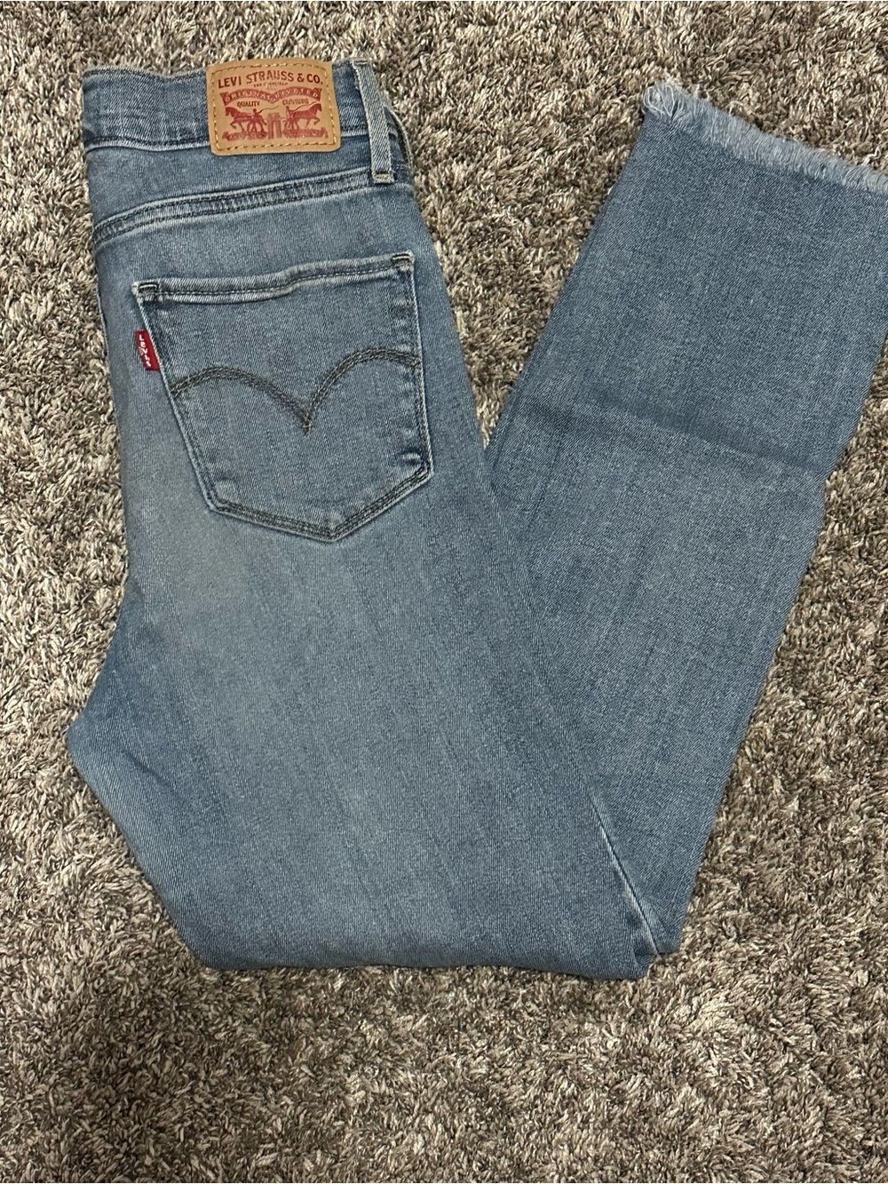 Levi's Women's Light Blue high rise Straight-Leg Distressed Jeans - Picture 5 of 10